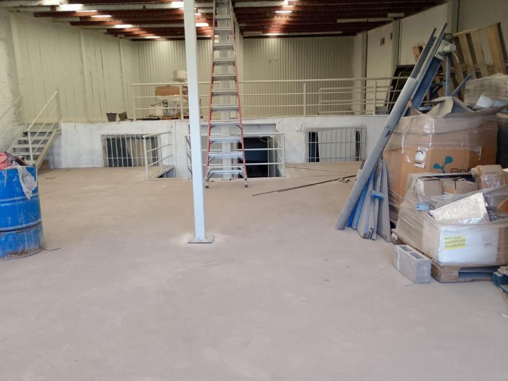 BODEGA COMERCIAL DE 600M2 EN RENTA en México - Imagen 2