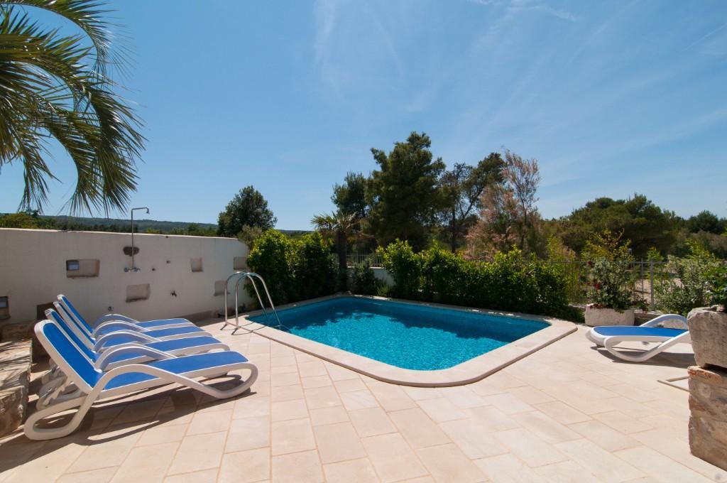 Strandvilla mit Pool, Segelboot & Liegeplatz – Mirca, Insel Brač in Duderstadt - Bild 7
