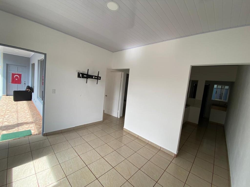 SE ALQUILAN 3 APARTAMENTOS NUEVOS EN ATENAS. en Naranjo - Imagen 4