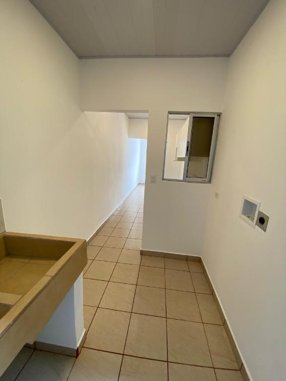 SE ALQUILAN 3 APARTAMENTOS NUEVOS EN ATENAS. en Naranjo - Imagen 6