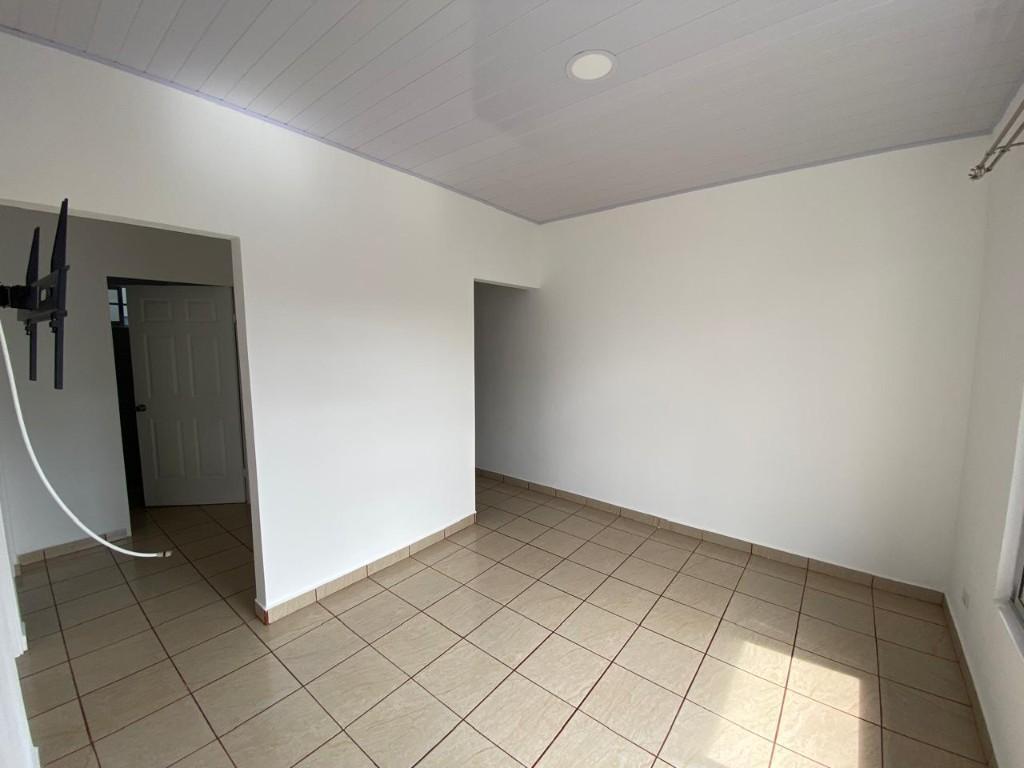 SE ALQUILAN 3 APARTAMENTOS NUEVOS EN ATENAS. en Naranjo - Imagen 11