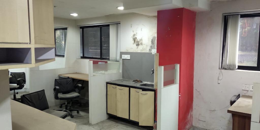 Fully Furnished Office Space For Rent at Gariahat in India - Image 3