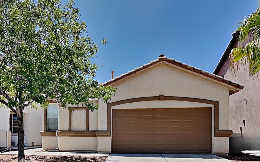 Charming 3/2 Single Family Home For Rent In Arlington Tx in United States - Image 1