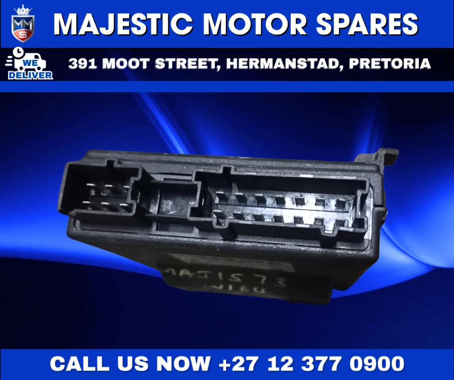 Mercedes-Benz ML500 W164 Tailgate Control Module – Used in South Africa - Image 2