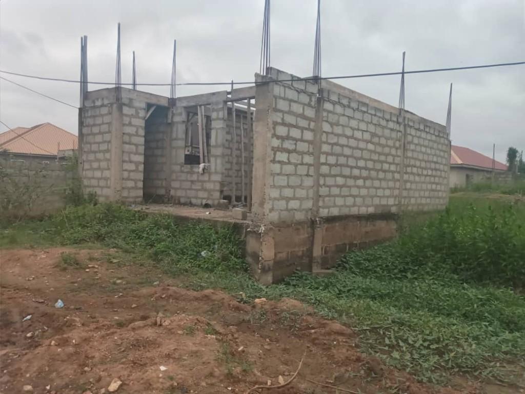 *HALF PLOT, CHAMBER & HALL SELF CONTAIN WITH STOREY FOUNDATION in Ghana - Image 3