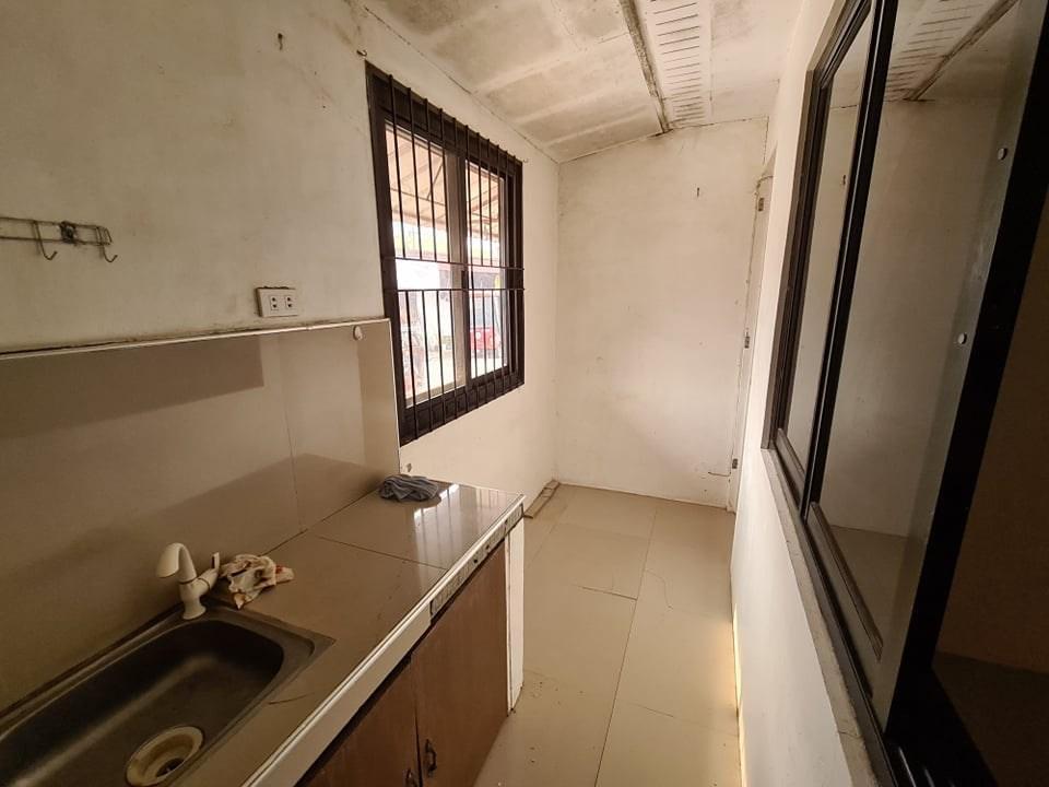 RUSH SALE! ROW HOUSE, CLEAN TITLE! in Lipa - Image 7