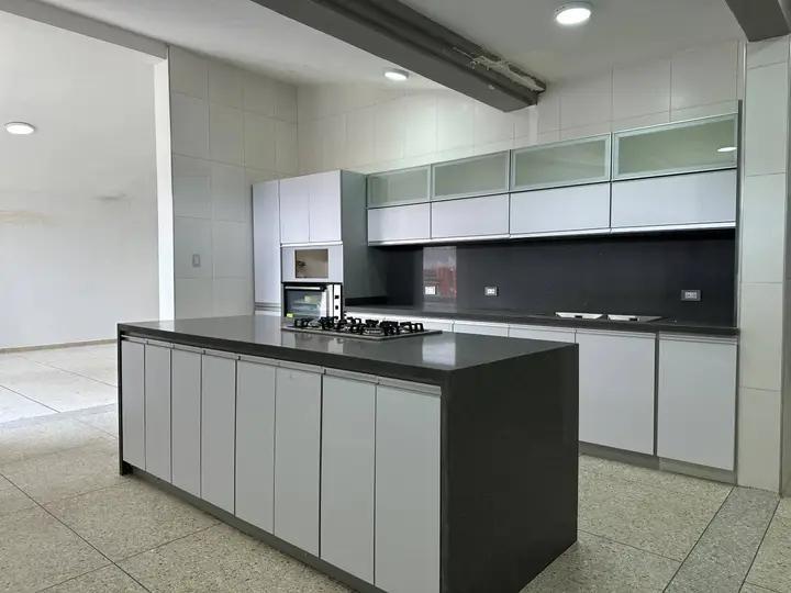 Hermosa casa en el trigal Norte Valencia en Guacara - Imagen 2