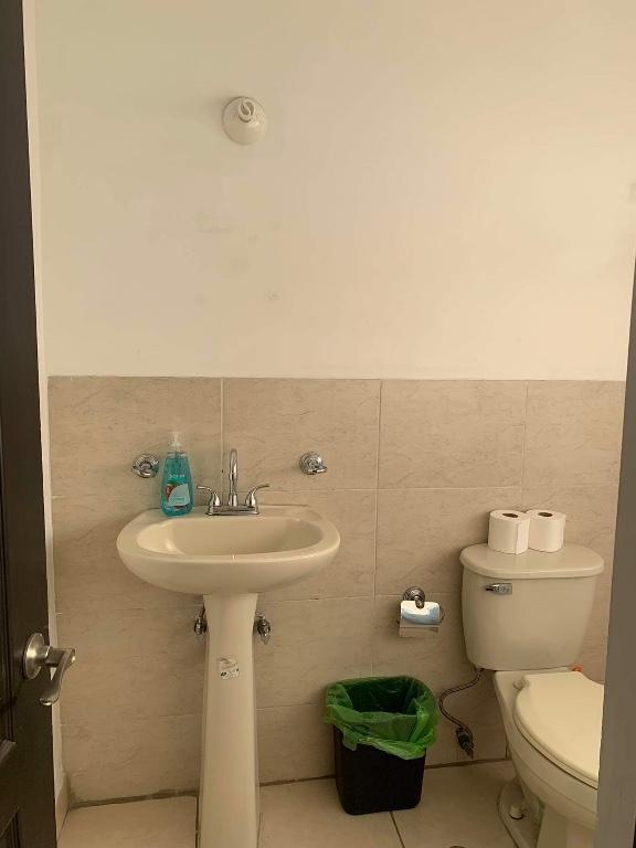 RENTA DE CASA AMUEBLADA en México - Imagen 11
