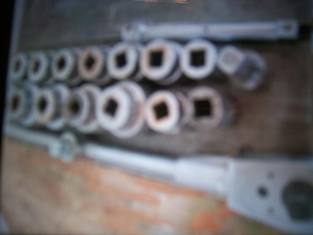 3/4 drive Snap on socket set up to 2 inch complete with rachet in Canada - Image 1