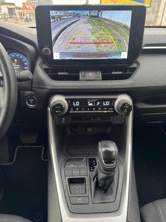 Toyota Rav4 Hybride 2023 à Abidjan - Photo 7