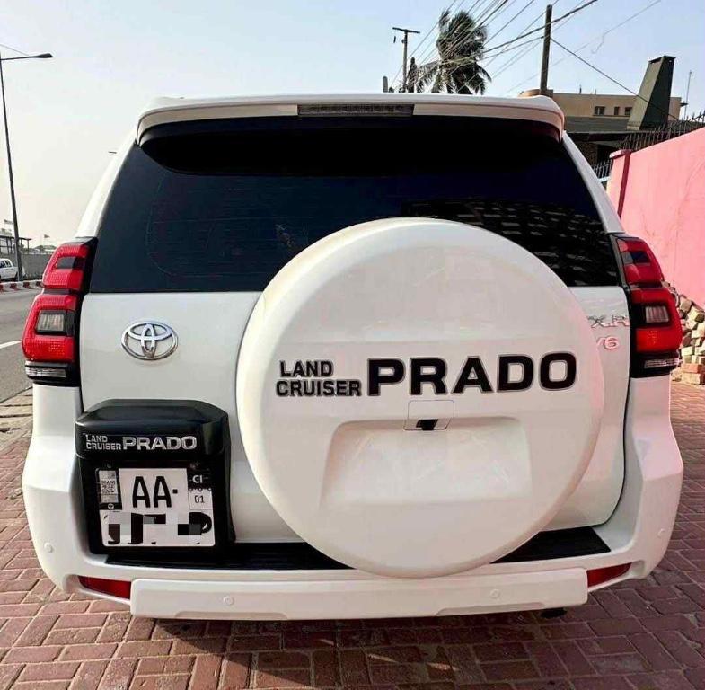Toyota Prado VX-R 2024 à Abidjan - Photo 2