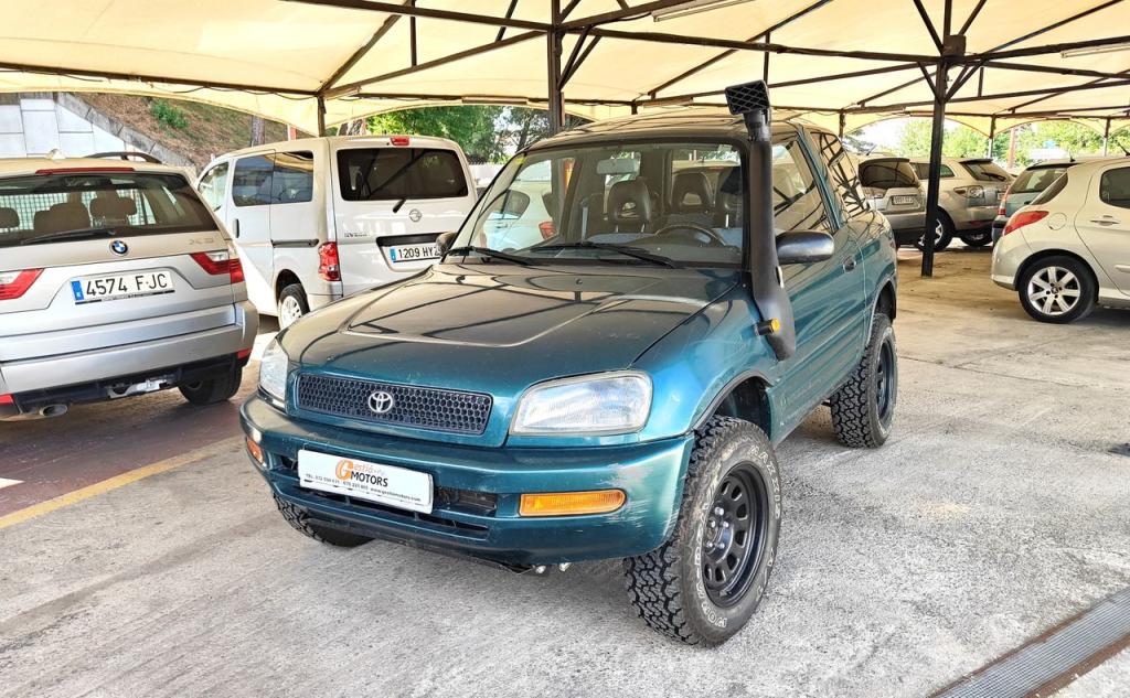 Toyota Rav4 VX en Banyoles - Imagen 1