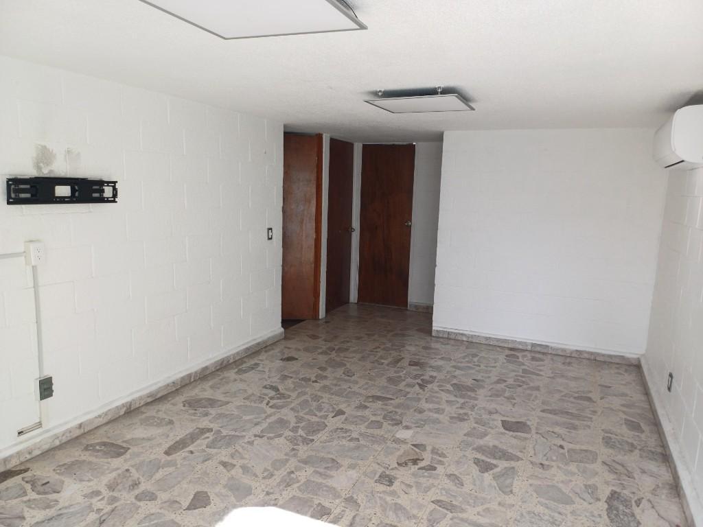 CASA DUPLEX EN RENTA en La Colmena - Imagen 5
