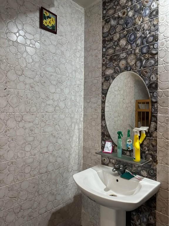 Spacious House for RENT in Mactan, Lapu-Lapu City in Consolacion - Image 9