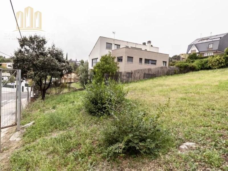 EXCLUSIVA PARCELA EN LAS MATAS, LAS ROZAS en Boadilla del Monte - Imagen 1