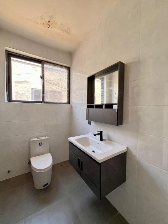 *TITLED 2 MASTER BRM & 3 MASTER BRM ESTATE HOUSES DAWHENYA, in Accra - Image 3