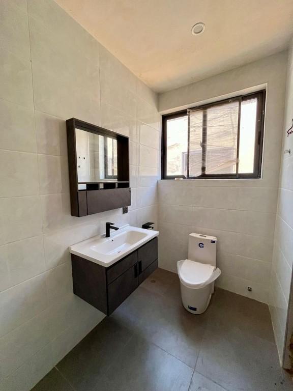 *TITLED 2 MASTER BRM & 3 MASTER BRM ESTATE HOUSES DAWHENYA, in Accra - Image 7