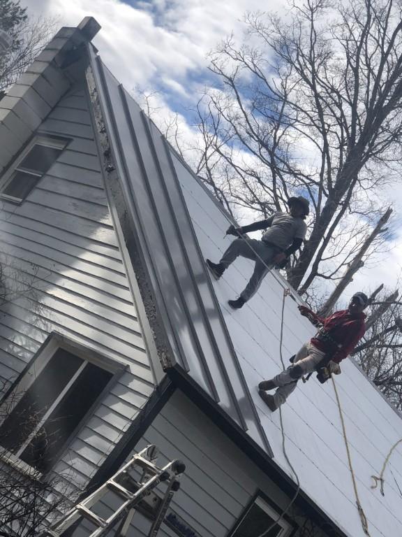 FM HOME RESTORATION CORP en Rochester - Imagen 10