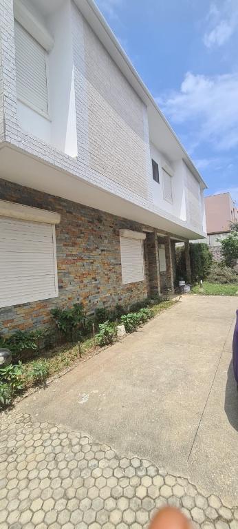 Duplex 5Pieces Riviera Synacassi à Abidjan - Photo 6