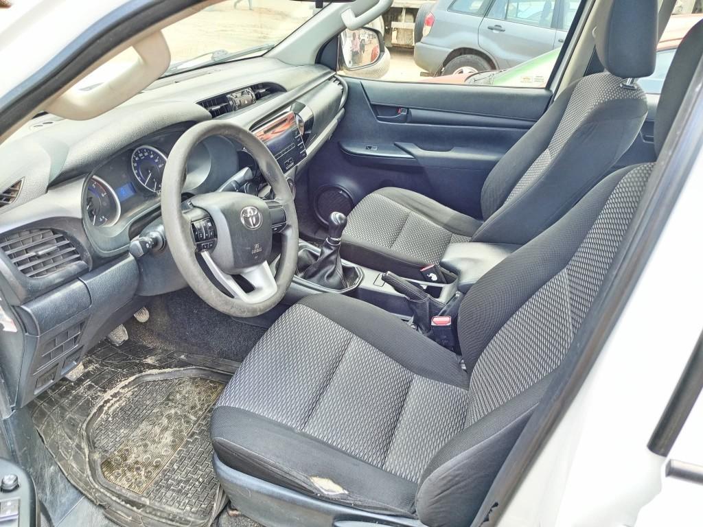 TOYOTA HILUX 2021 en Côte d’Ivoire - Photo 3