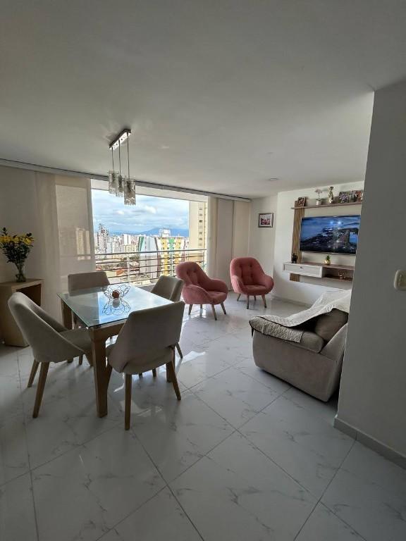 VENTA APARTAMENTO SAN ALONSO. EDIFICIO PLATINIUM en Bucaramanga - Imagen 2