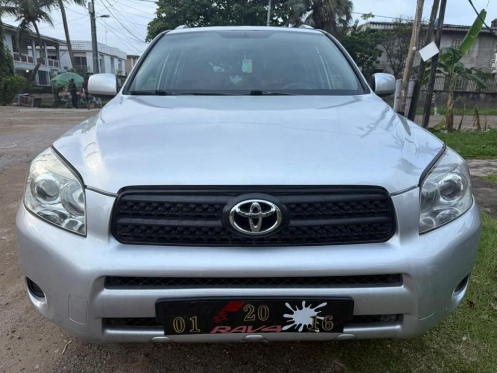 Toyota RAV4 Année 2007 au Cameroun - Photo 1