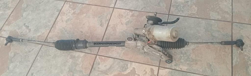 Suzuki SX4 2.0 Used Steering Rack in Pretoria - Image 1