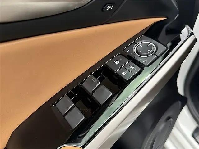 2019 Lexus IS 300 in United Arab Emirates - Image 4