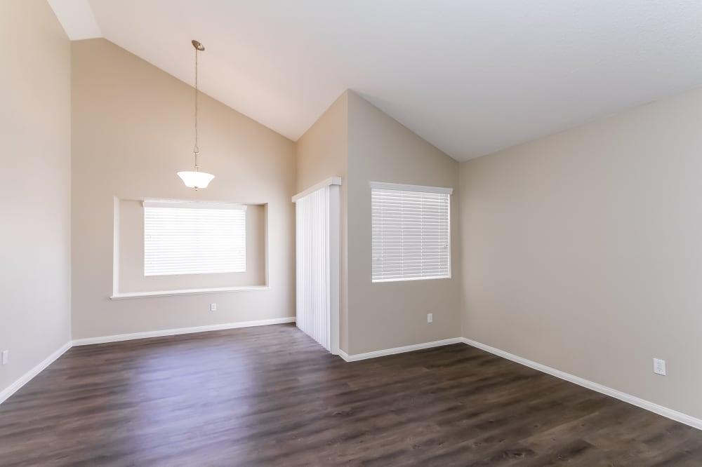 Moving in Ready - 3bed For Rent in Henderson, NV in Henderson - Image 2