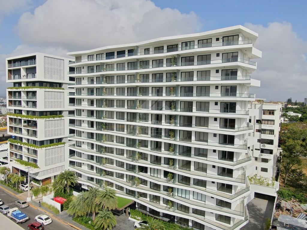 TORRE ROOFTOP Y GIMNASIO DOS HABITACIONES AREA MONUMENTAL STI en Gurabo al Medio - Imagen 1
