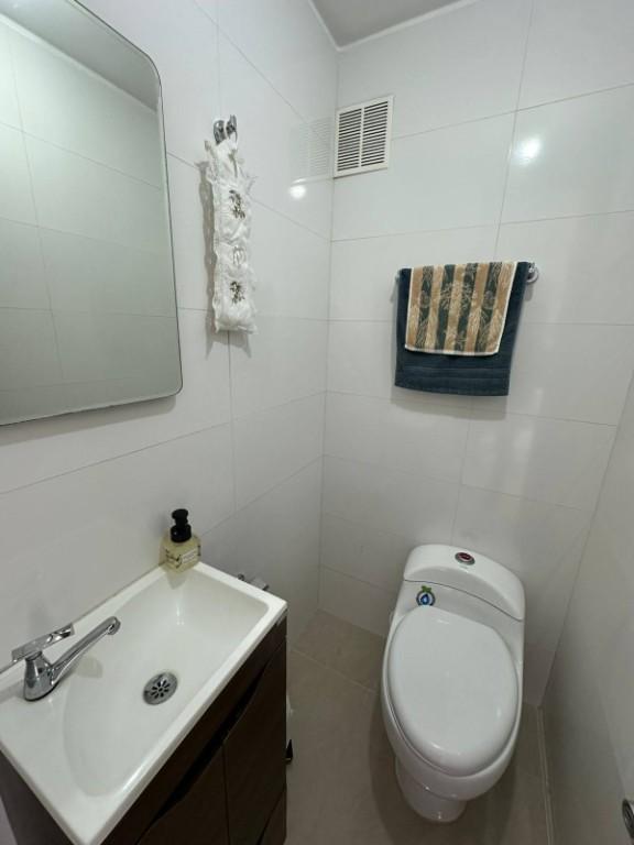 VENTA APARTAMENTO SOTOMAYOR. EDIFICIO AKANTUS en Bucaramanga - Imagen 8