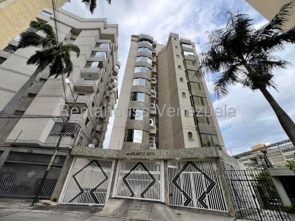 26-3036 Ultimo Apartamento de 166mts2 en Maracay en Venezuela - Imagen 1