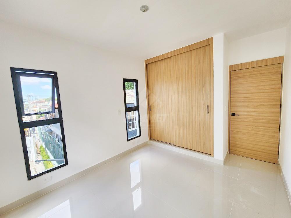 APARTAMENTO ASCENSOR Y PISCINA LAS DAMAS STGO. en Gurabo al Medio - Imagen 5