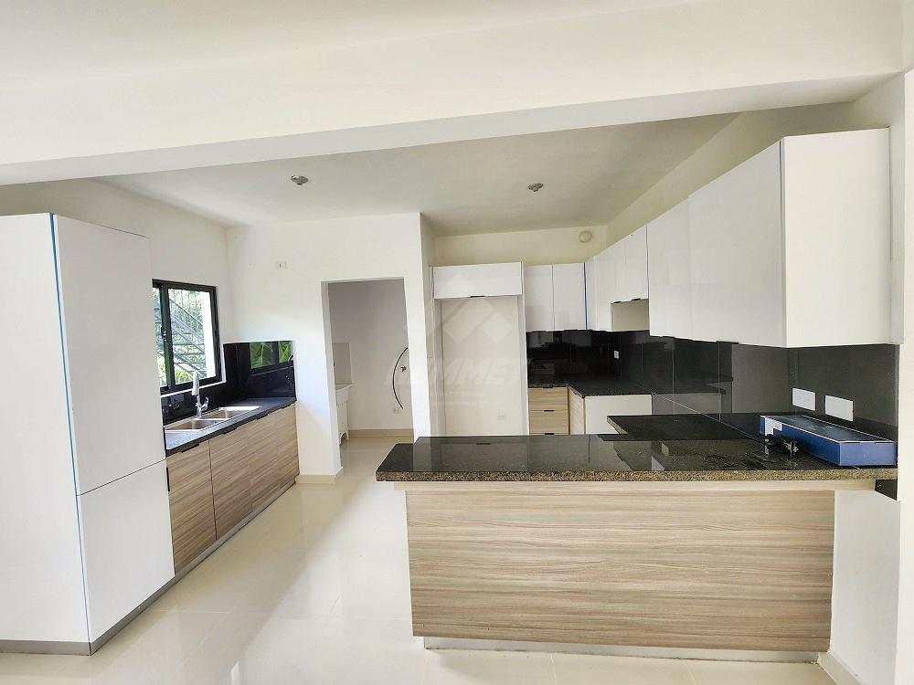 APARTAMENTO ASCENSOR Y PISCINA LAS DAMAS STGO. en Gurabo al Medio - Imagen 3