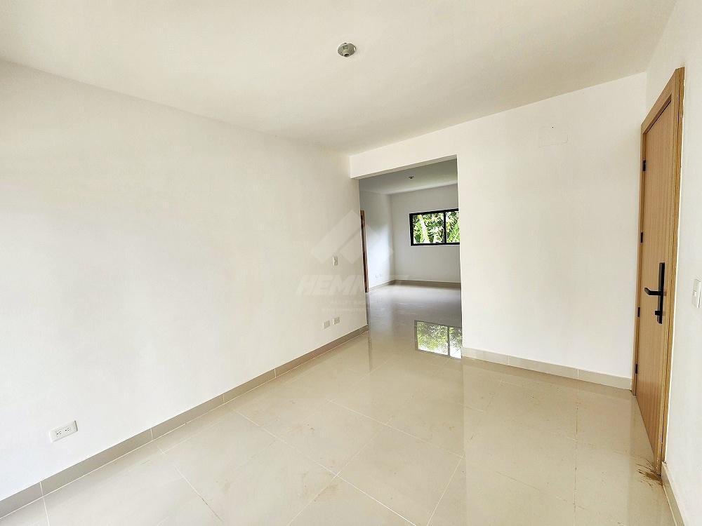 APARTAMENTO ASCENSOR Y PISCINA LAS DAMAS STGO. en Gurabo al Medio - Imagen 2