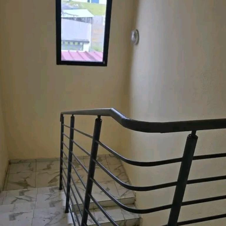 Location de maison à Bouaké - Photo 7