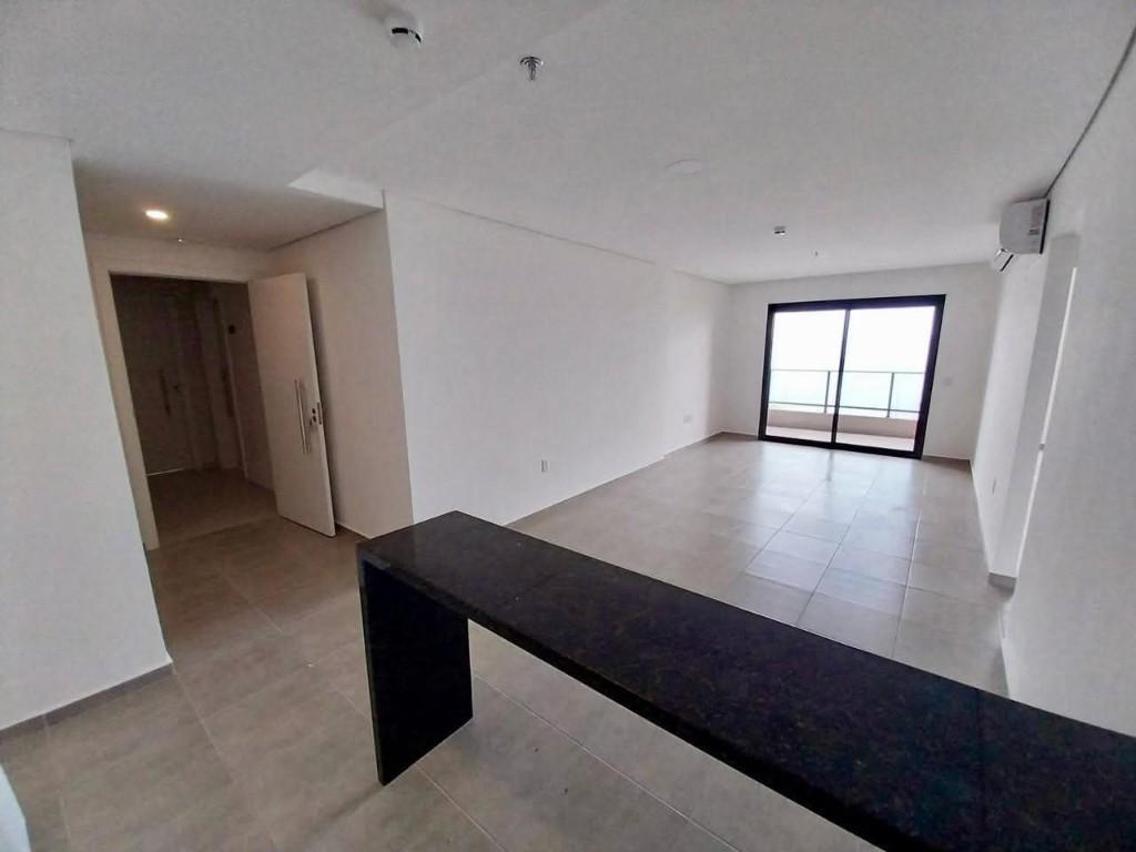 DEPARTAMENTO A ESTRENAR EN EL EDIFÍCIO PARANÁ PLAYA COSTANERA en Encarnación - Imagen 2