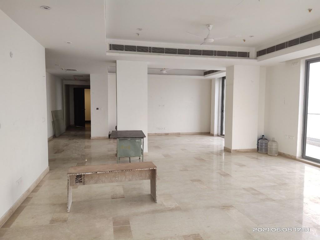 Penthouse for Rent Supertech Supernova - Nova Residences, Noida in Noida - Image 3