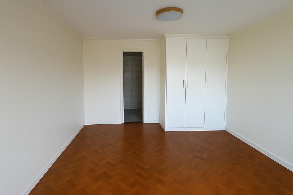 Spacious 2BR Condo with Wide Balcony + Free Parking + Bath Tub in Pansol - Image 2