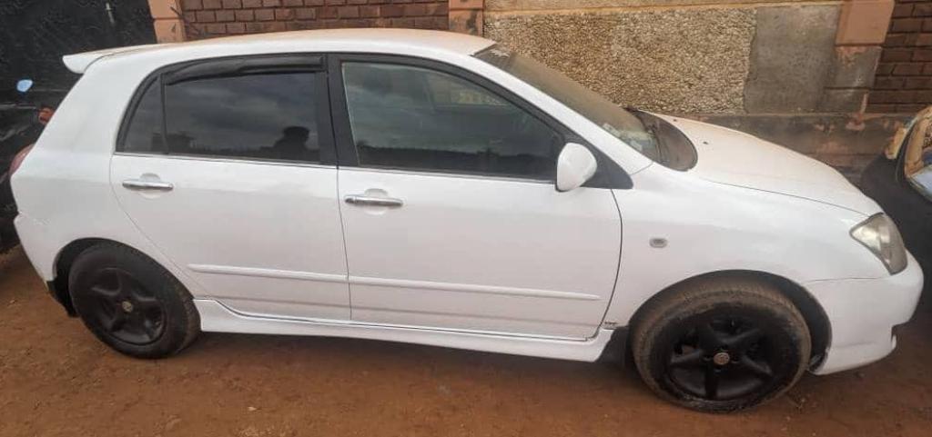 TOYOTA COROLLA RUNX au Cameroun - Photo 1