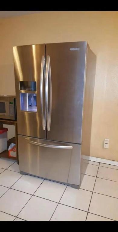 2BED AVAILABLE FOR RENT in Irving - Image 3