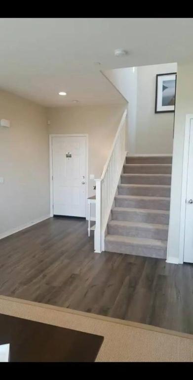 2BED AVAILABLE FOR RENT in Irving - Image 2
