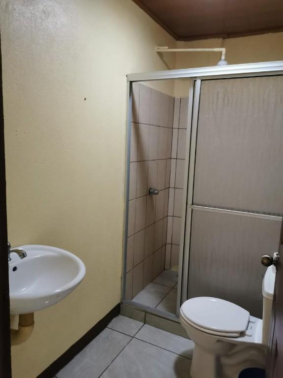 SE VENDEN 2 BELLOS APARTAMENTOS. en Costa Rica - Imagen 2