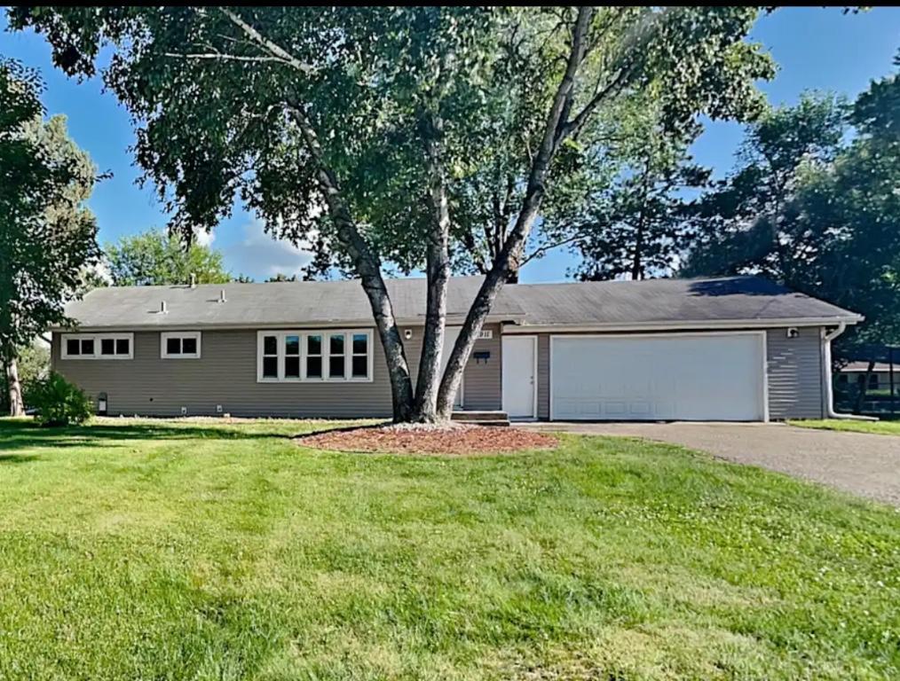 House For Rent In Bloomington in Minneapolis - Image 1