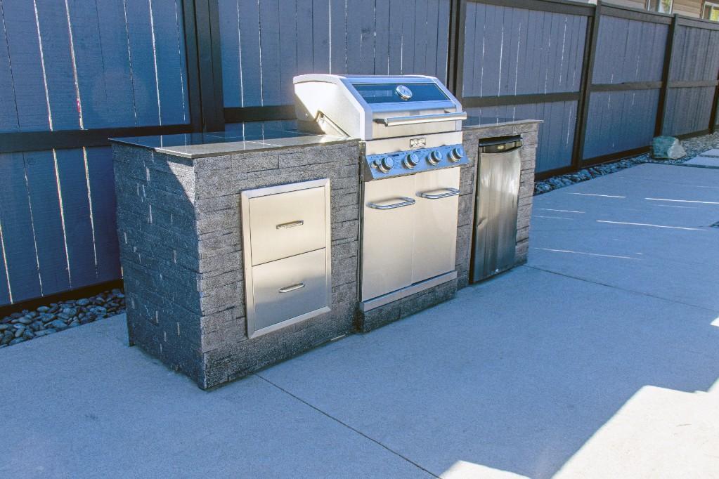 Where Design Meets Comfort in Courtenay - Image 14