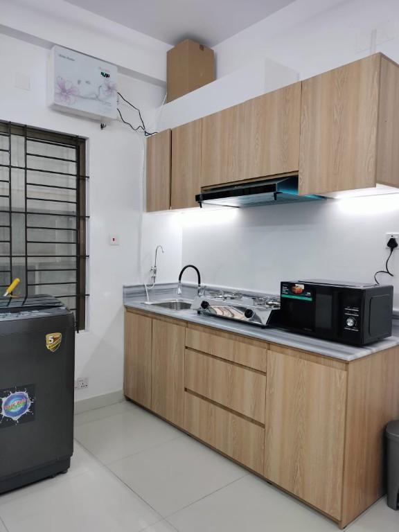 Furnished 3 Bedroom Luxury Apartment Rent In Bashundhara R/A in Bangladesh - Image 3