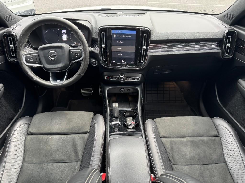 Volvo XC40 R DESING T5 2020 en Santo Domingo - Imagen 7