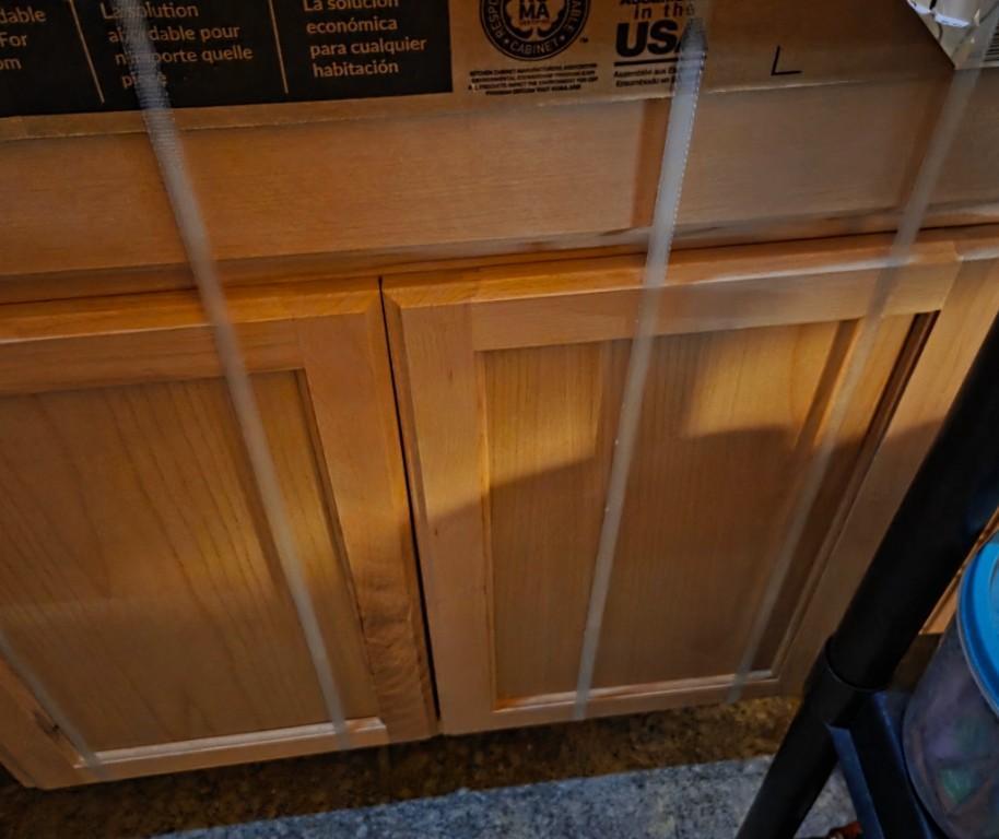 Kitchen Cabinets in Dayton - Image 1