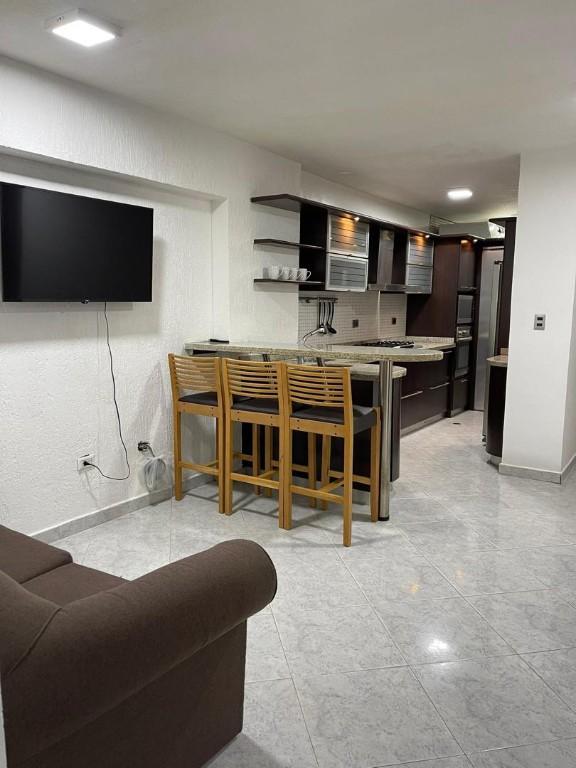 APARTAMENTO C.R. ALTAIR LECHERIA en Las Mercedes - Imagen 3