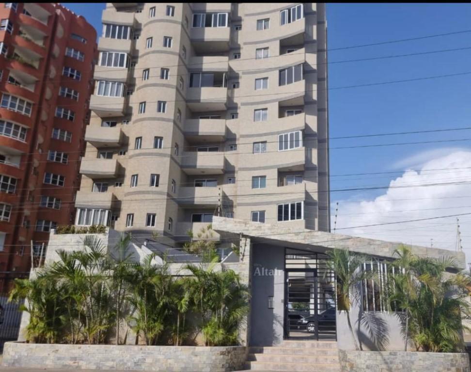 APARTAMENTO C.R. ALTAIR LECHERIA en Las Mercedes - Imagen 8